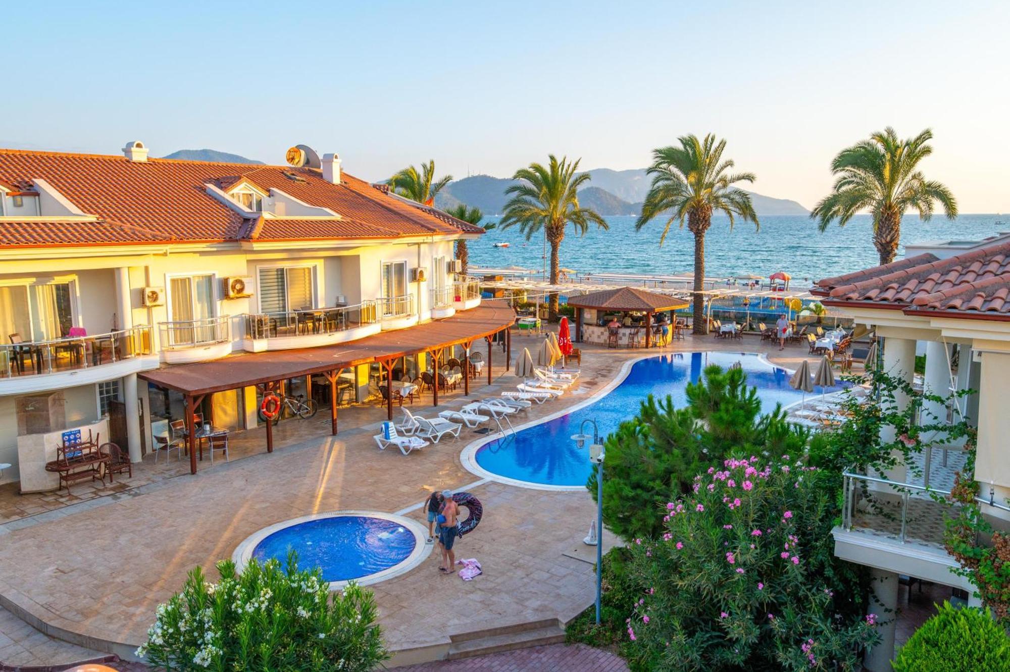 Sunset Beach Villas And Apartments Fethiye Zewnętrze zdjęcie